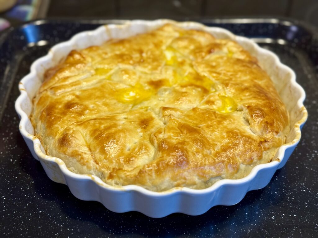 Recept na balkánský koláč z listového těsta se špenátem - takto by měl vypadat výsledek