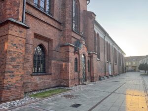 Katedrální bazilika svatého Petra a Pavla v Kaunasu
