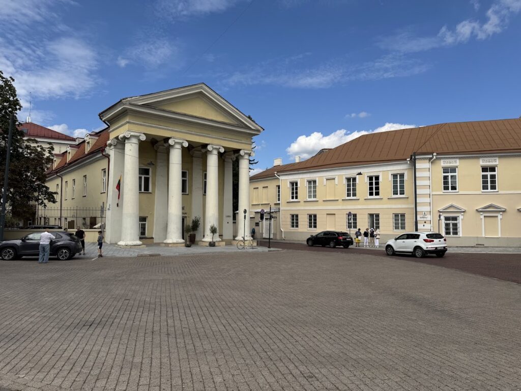 Další budova Vilniuské univerzity