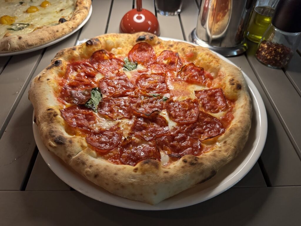 Pikantní pizza byla jednoduše božská